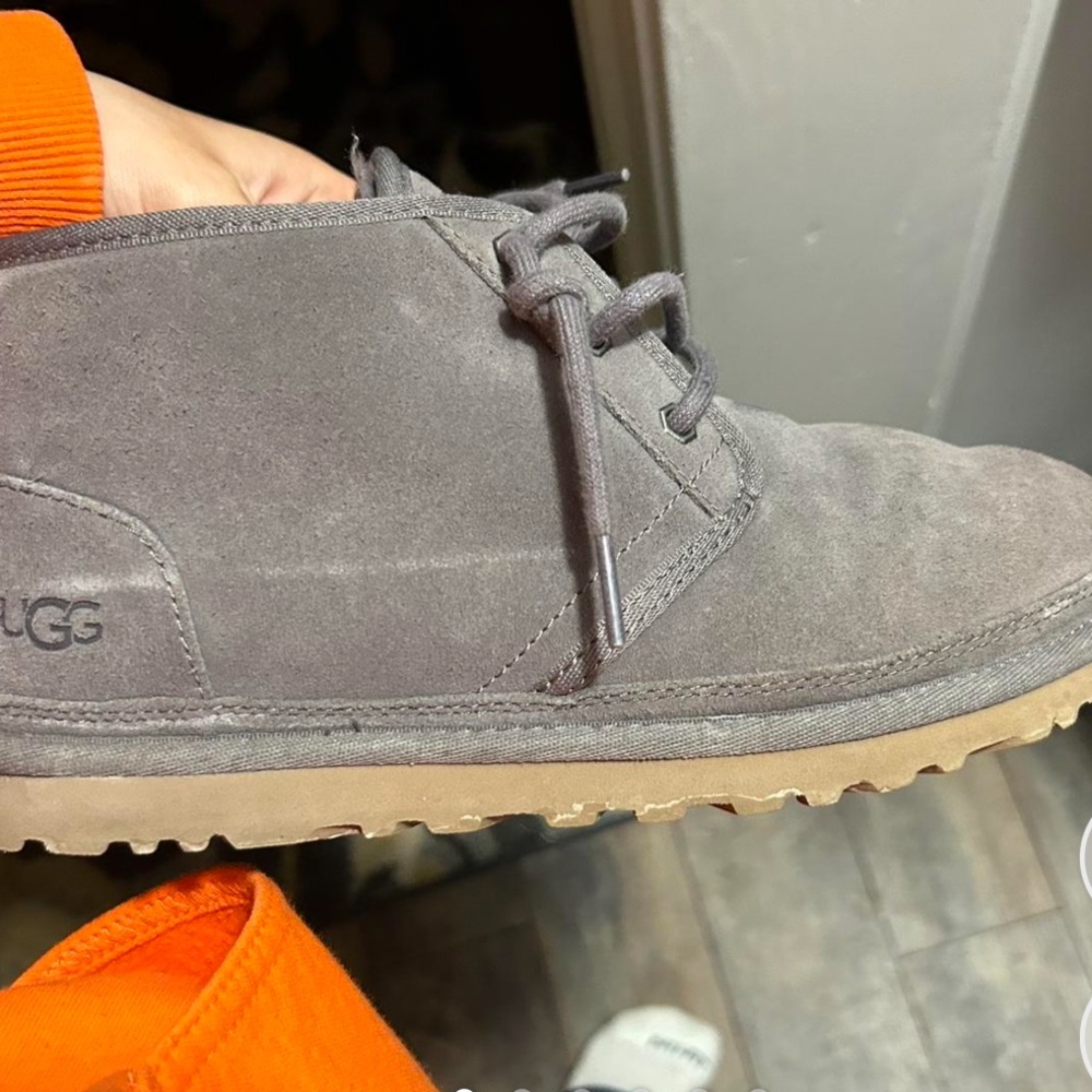 size 8 gray ugg boots women’s